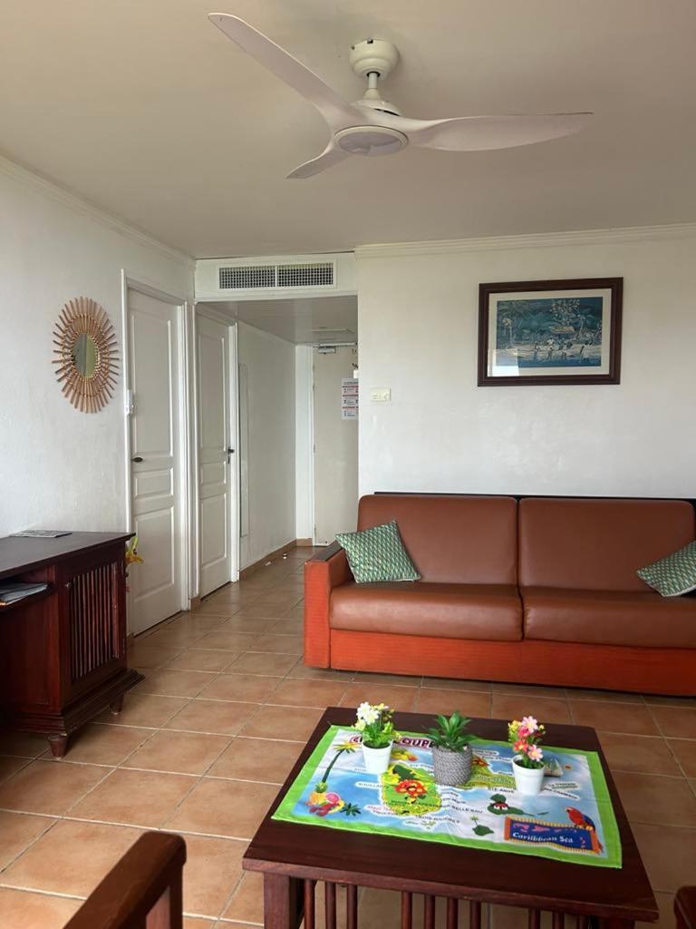 Appart T3 Village Vacances Sainte-Anne Courcelles エクステリア 写真